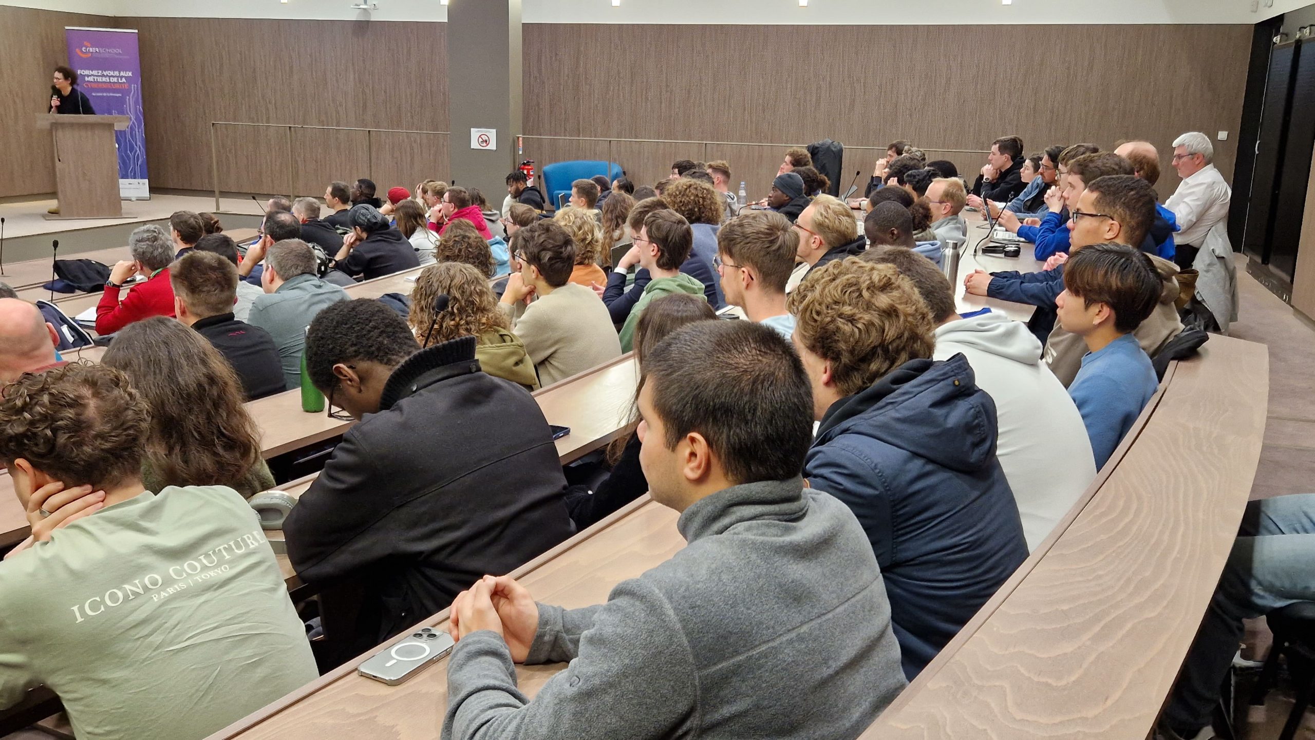 Public de la table ronde